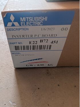 carte climatisatiseur mitsubishi E22B72451