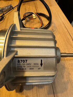 MOTEUR VENTILATION DAIKIN YFK-85-6